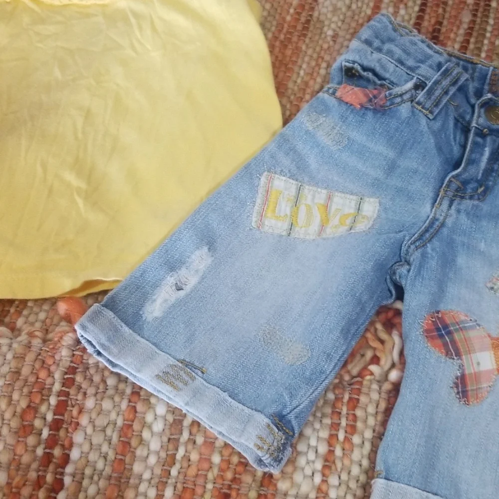 Girls 4t Jean's shorts shirt‎ bundle tcp